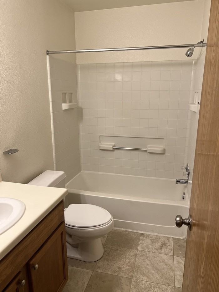 234 Wilder Ct - Photo 2 of 7