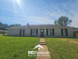 featured image of 5739 Tulip Tree Dr