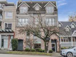featured image of 3349 Dunbar St