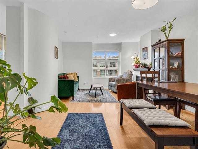 3349 Dunbar St - Photo 3 of 24