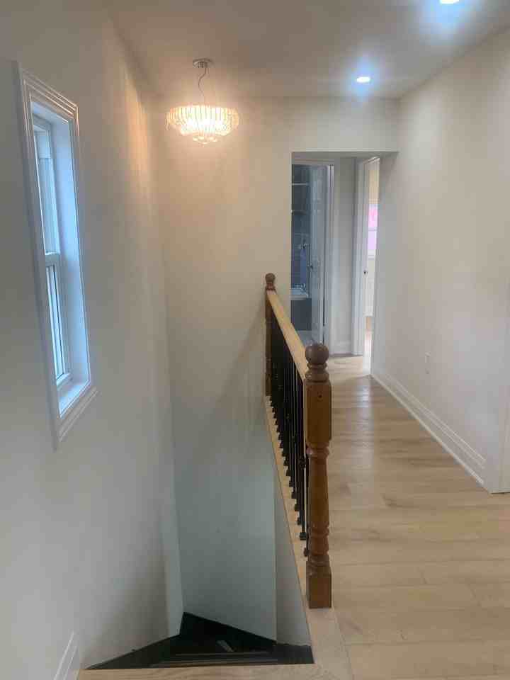 126 Evans St - Photo 5 of 13