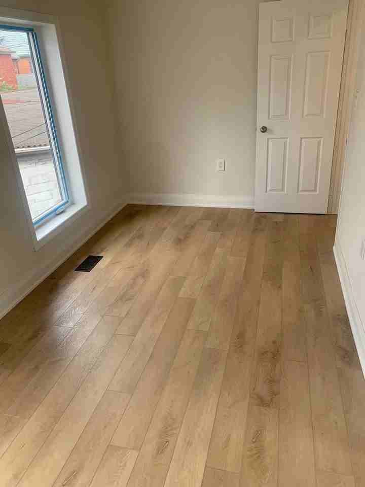 126 Evans St - Photo 6 of 13
