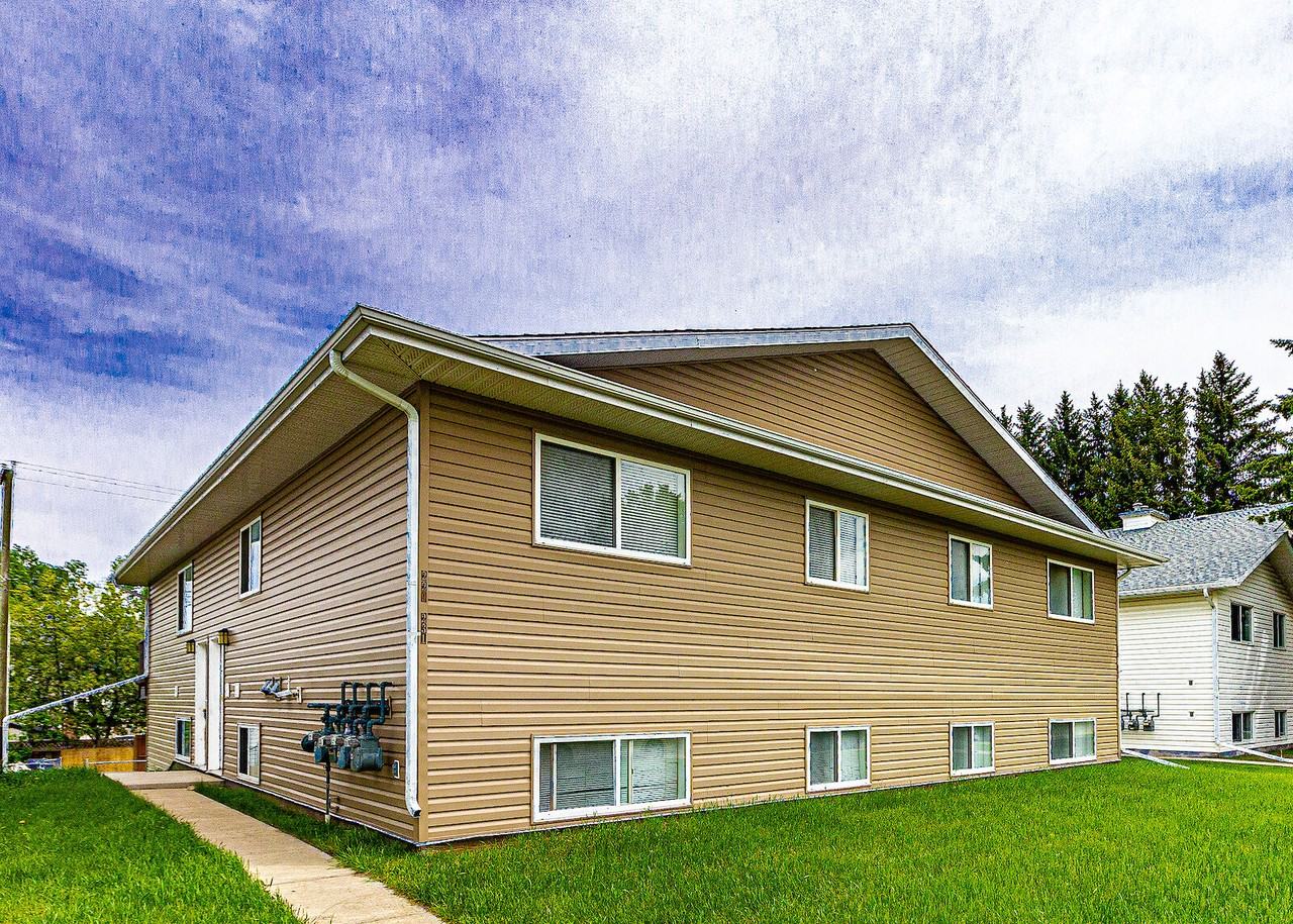 229 Centre St - Photo 2 of 18