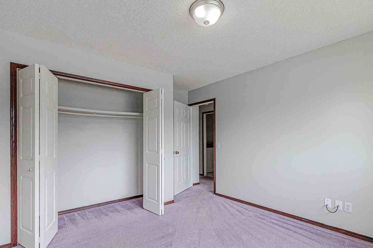 229 Centre St - Photo 6 of 18