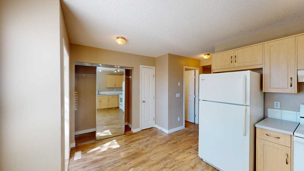 111 - 111 Tarawood Lane Northeast - Photo 7 of 27