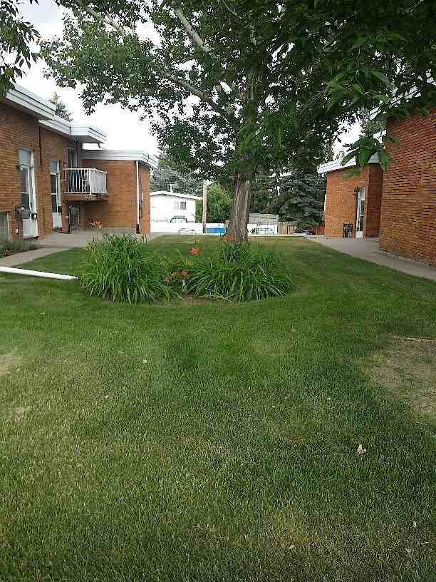 4415 Namaka Cres Nw - Photo 7 of 19
