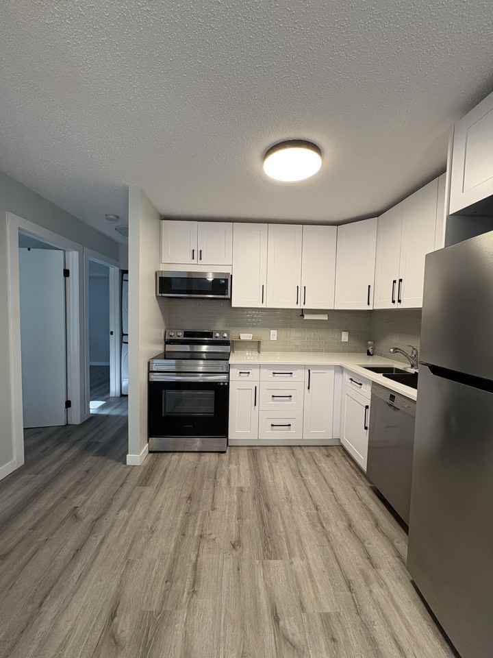 130 Plaza Drive 5103 - Photo 2 of 11