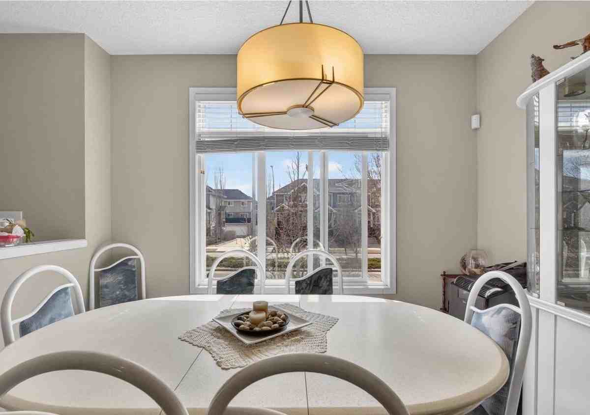 320 Secord Blvd Nw - Photo 2 of 21