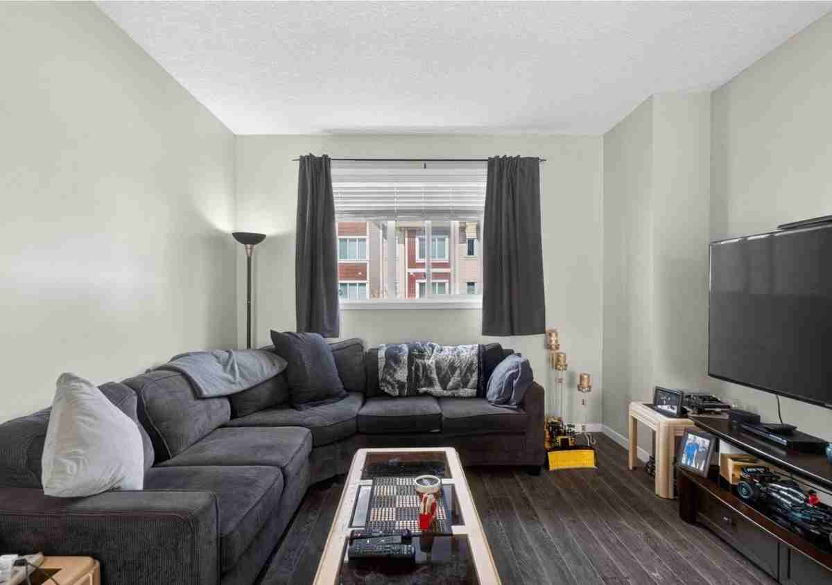 320 Secord Blvd Nw - Photo 7 of 21