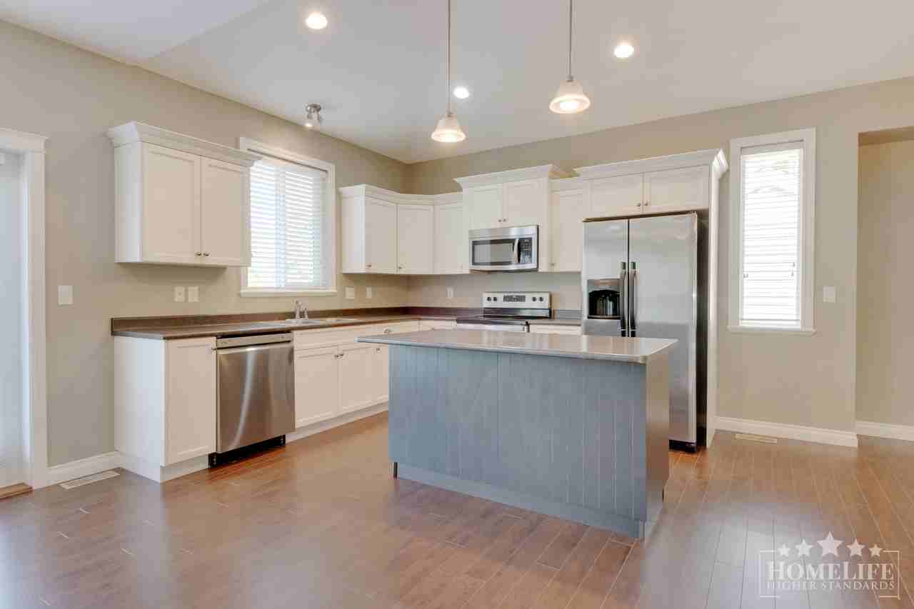 47393 Macswan Dr - Photo 3 of 21