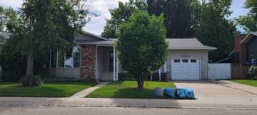 featured image of 9933 76a Ave