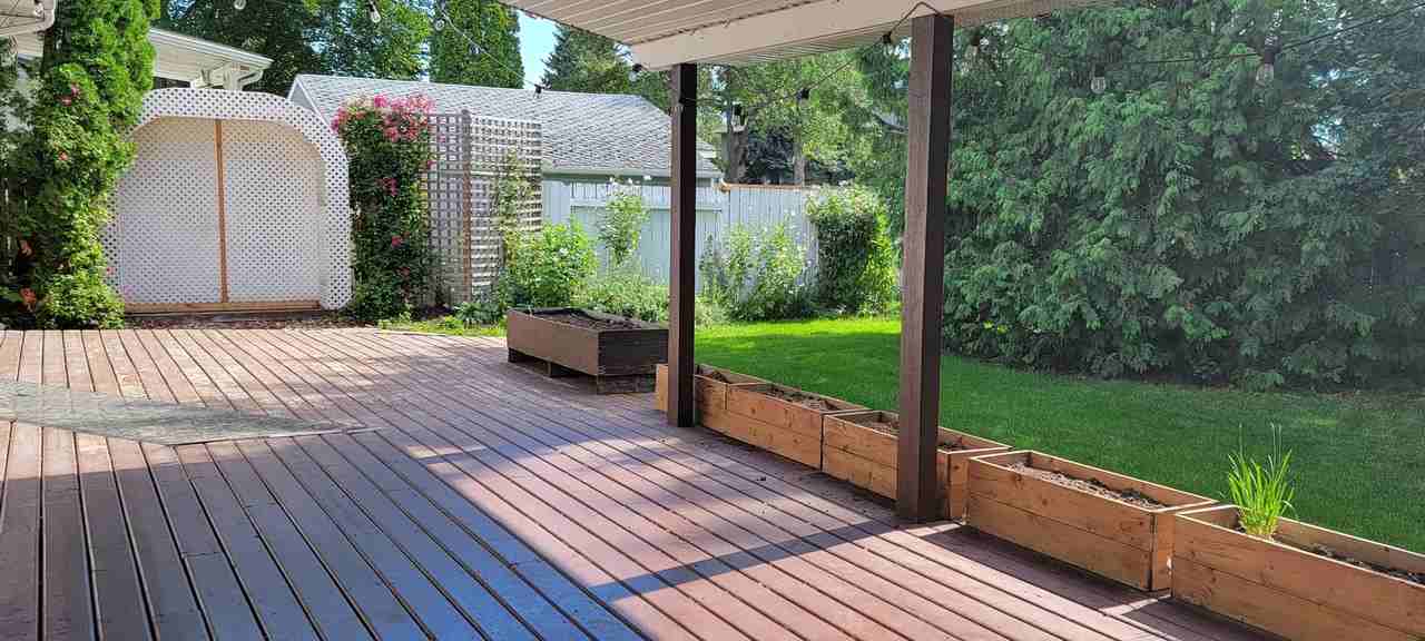 9933 76a Ave - Photo 2 of 28