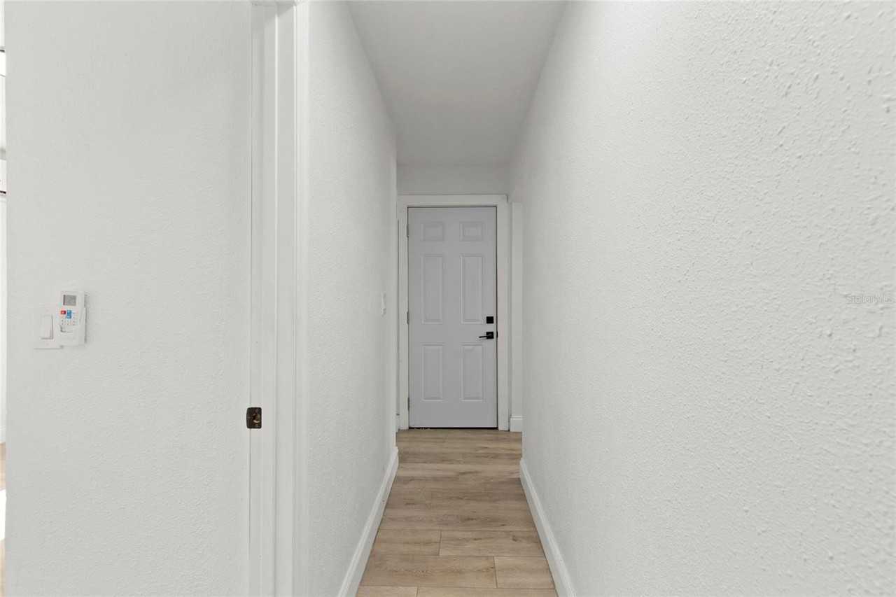 8613 N 14th St - Photo 5 of 27