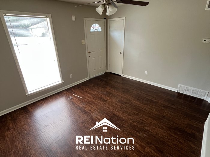 4870 Applestone St - Photo 3 of 13