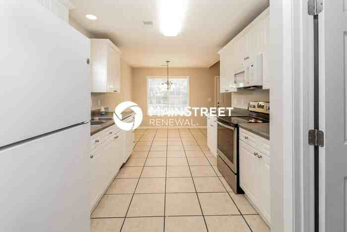 1508 Shelby Forest Ln - Photo 5 of 15