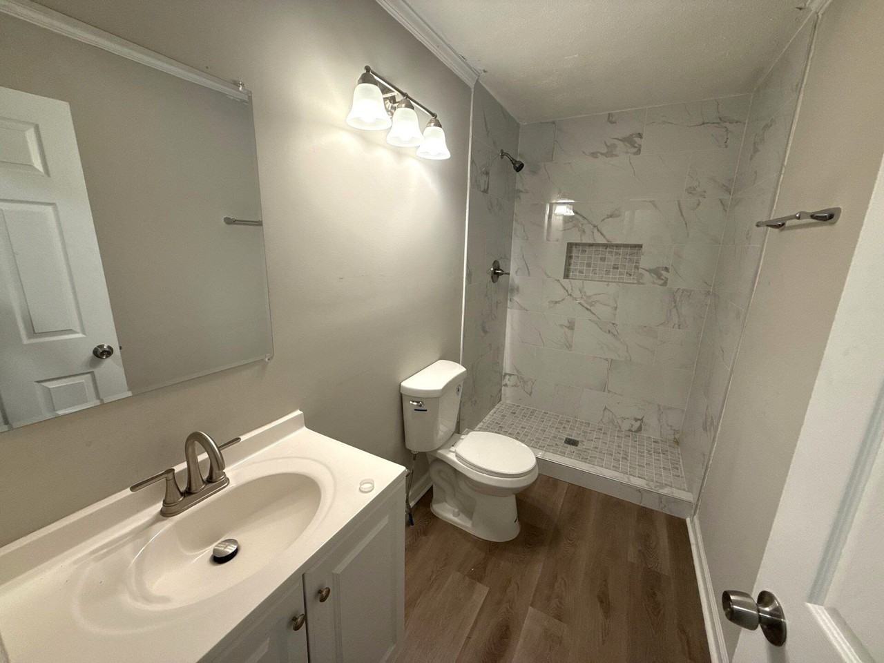 7923 Shinn Dr - Photo 6 of 11
