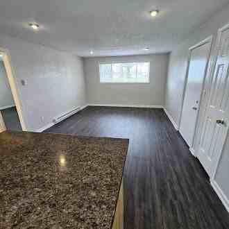 405 E Woodlawn Ave - Photo 3 of 6