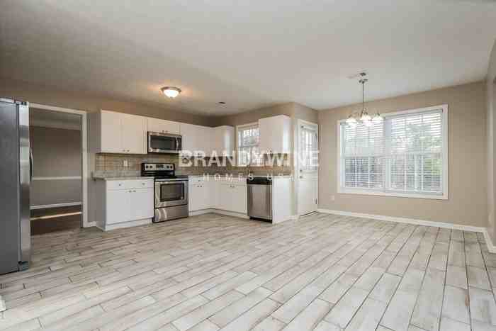 1028 Levista Dr - Photo 6 of 23