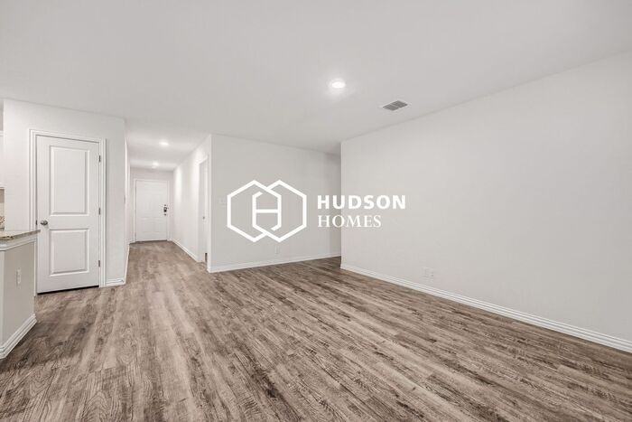2507 Crater Dr - Photo 3 of 14