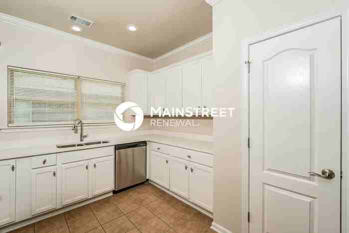 8254 Owen Park Dr - Photo 6 of 18