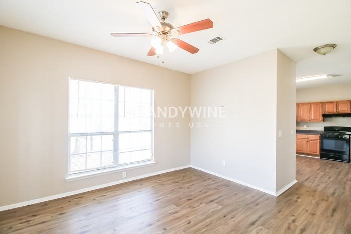 3154 Snapfinger Ln - Photo 6 of 21