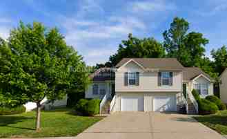 5826 Ne 42nd St - Photo 1 of 1