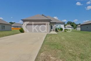 150 White Oak Cir - Photo 1 of 1