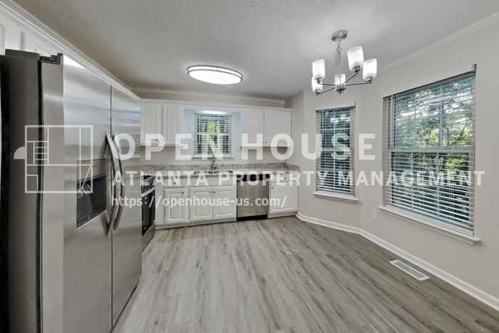 4244 Akins Ridge Ln - Photo 6 of 24
