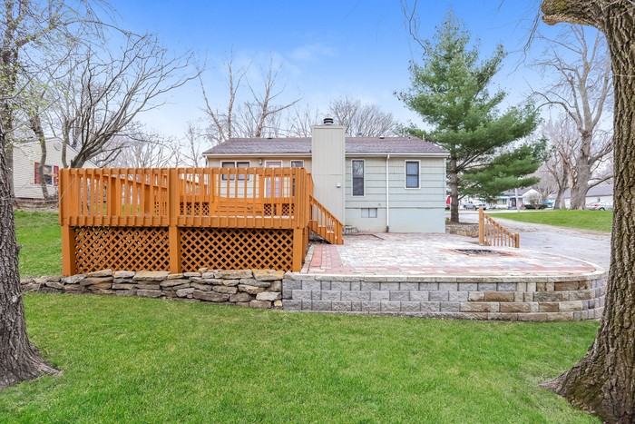 405 Sw 17th St - Photo 2 of 2