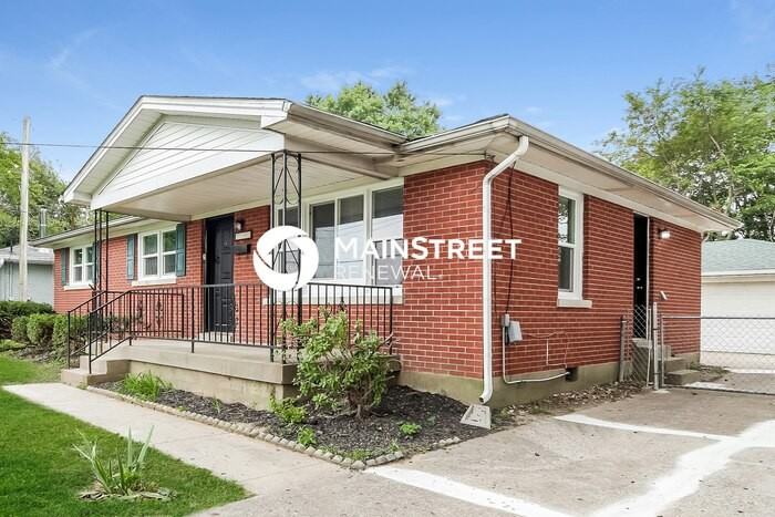 2242 Thistledawn Dr - Photo 3 of 14