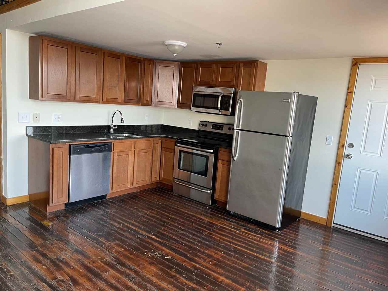 125 Goff Ave - Photo 6 of 24