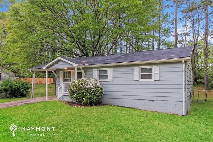 2020 Sanders Dr - Photo 4 of 12