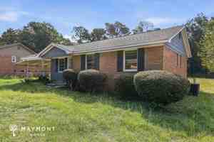 featured image of 2236 Windsor Dr