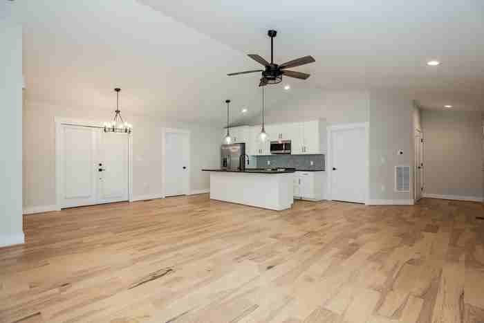 3056 Reid Ave - Photo 5 of 12