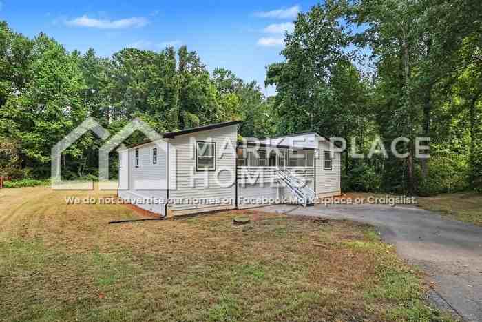 140 Indian Lake Dr - Photo 4 of 38