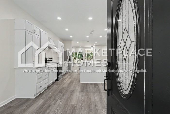 140 Indian Lake Dr - Photo 6 of 38