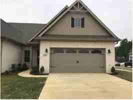 featured image of 700 Rivulet Dr Sw