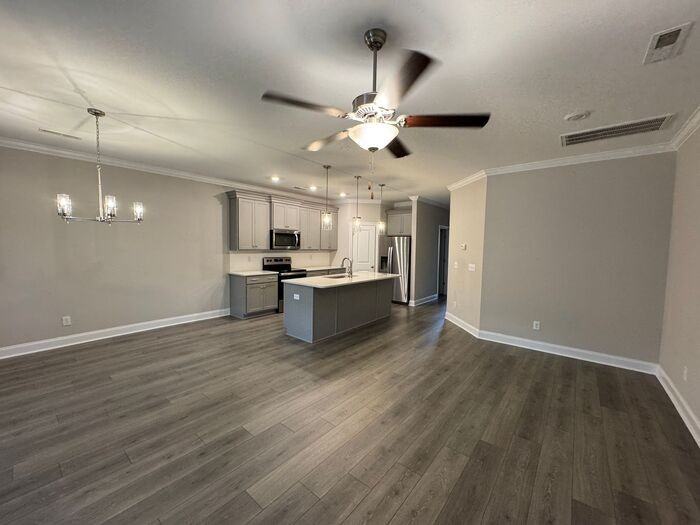 113 Bienville St - Photo 6 of 32