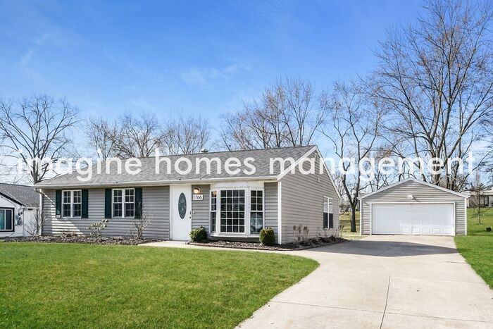 1766 Westwood Dr - Photo 4 of 17