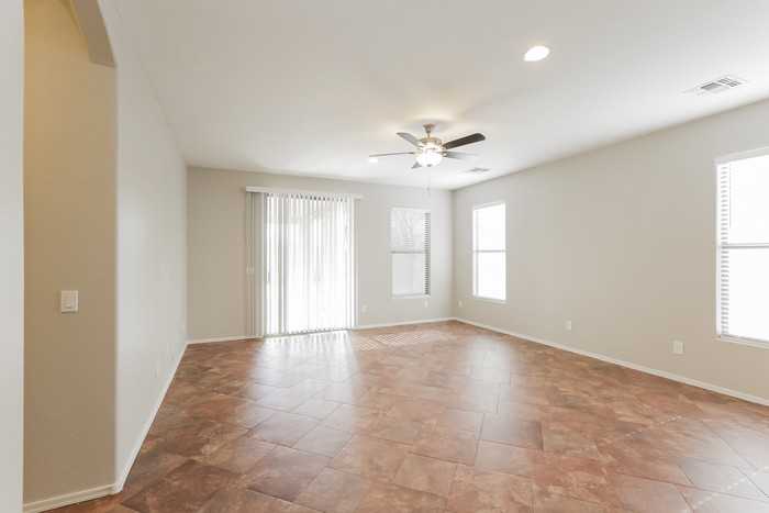 4304 W Hasan Dr - Photo 6 of 16