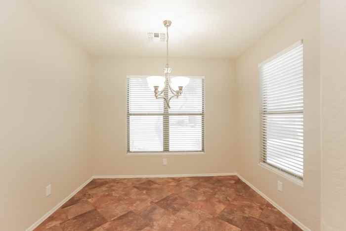 4304 W Hasan Dr - Photo 7 of 16