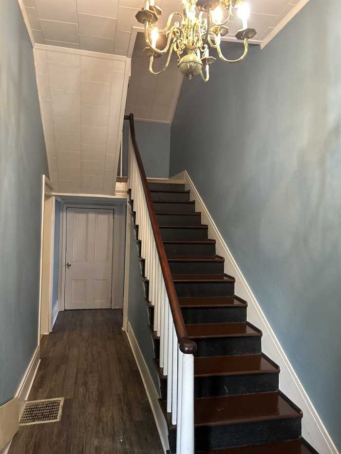 201 E Main St #A - Photo 3 of 14
