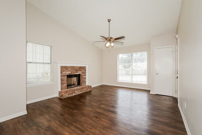 4440 Princeton Ter - Photo 3 of 16