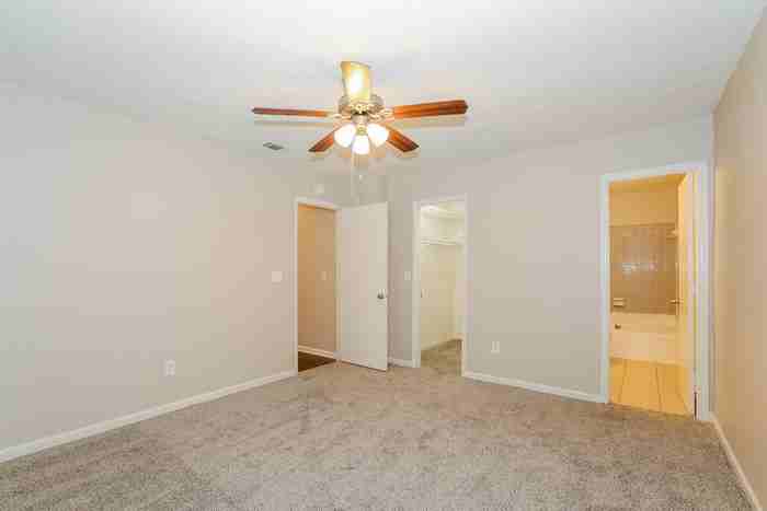 4440 Princeton Ter - Photo 7 of 16