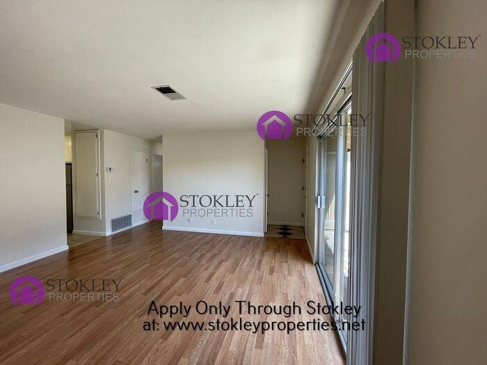 2085 Olivera Rd - Photo 7 of 17