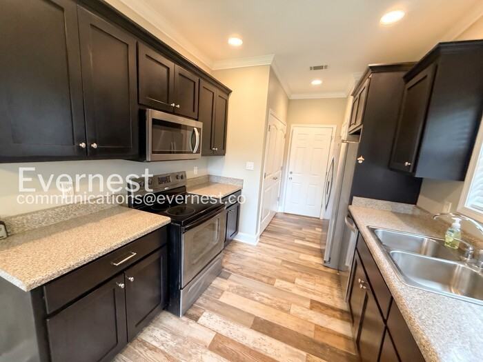 255 Earl Owens Dr - Photo 6 of 22