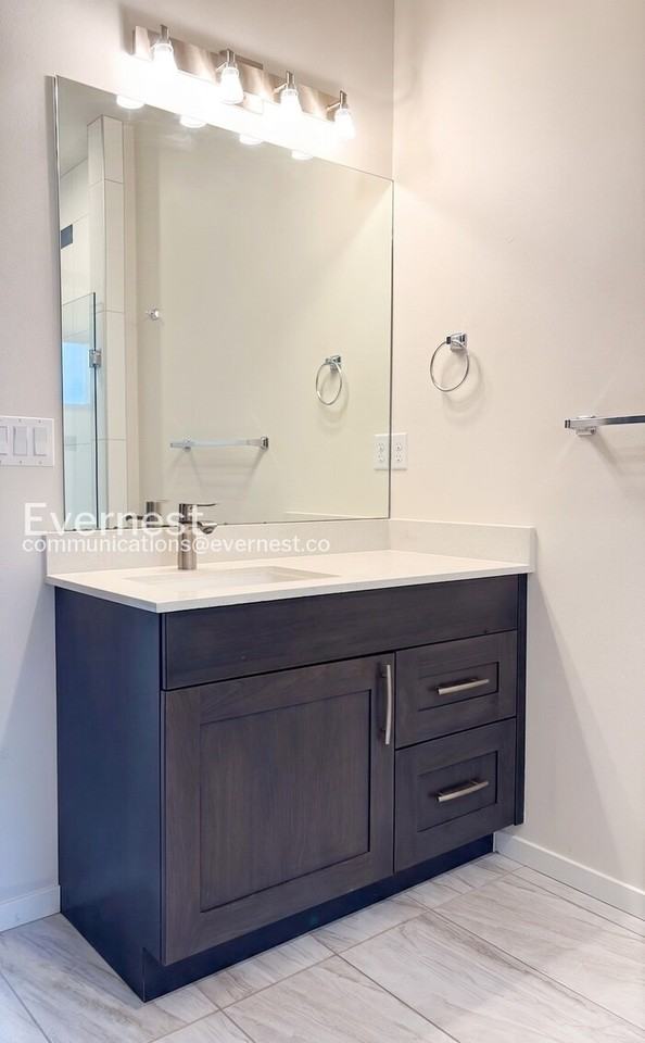 8529 Interlake Ave N #B - Photo 7 of 18