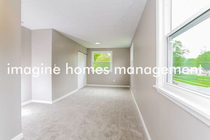 300 Navaho Dr - Photo 6 of 14