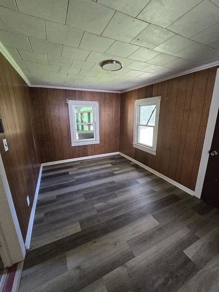 14 Stringer St - Photo 3 of 12