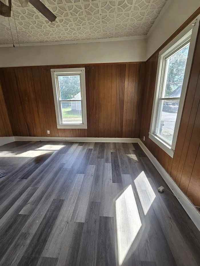 14 Stringer St - Photo 4 of 12